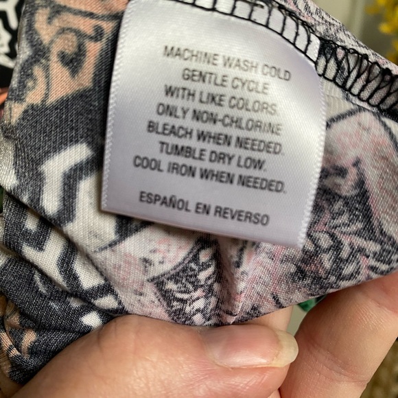 Style & Co Catalina Hideaway lace up tunic Sevilla Tile Size 1X Boho look - Picture 8 of 9